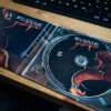 Aufgeklappte CD-Hülle mit CD und Booklet – RELIQUIAE "gestrichen"